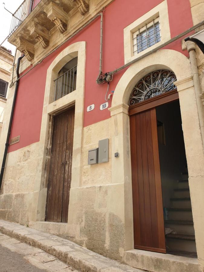 Locazione Turistica Da Enzo E Maria Apartment Ragusa Bagian luar foto